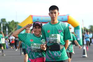 BIB: 024
                            <button type="button" onclick="openModal(5172806)" class="btn btn-primary btn-sm float-right btn-popup" data-toggle="modal" data-target=".modal-high-quality">
                        <i class="fas fa-shopping-cart"></i> Add to Cart
                    </button>
                                            <button type="button" onclick="isThisMe(5172806, true)" class="btn btn-success btn-sm float-right btn-popup btn-isme hidden" data-toggle="tooltip" data-placement="bottom" title="นี่คือรูปของคุณใช่ไหม คลิกที่นี่เพื่อเอาเข้าอัลบั้ม">
                        <i class="fas fa-plus"></i> Add to album
                    </button>
                    <button type="button" onclick="isThisMe(5172806, false)" class="btn btn-warning btn-sm float-right btn-popup btn-isnotme hidden">
                        <i class="fas fa-ban"></i> Remove from album
                    </button>